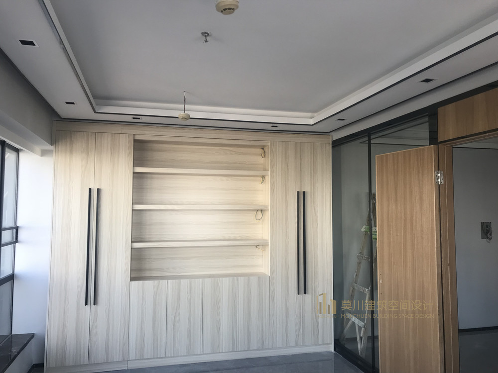 佳兆業(yè)中心辦公室裝修現(xiàn)場施工圖 佳兆業(yè)中心辦公室裝修現(xiàn)場施工圖