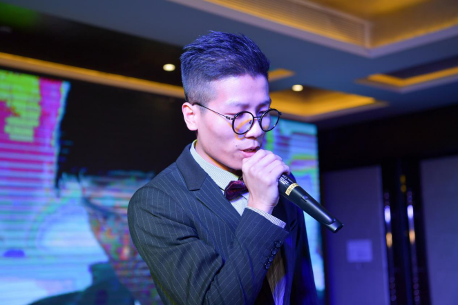 曾楚舜演唱《我為自己代言》