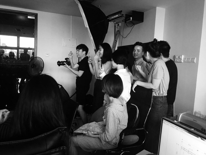 攝影師給大家拍照