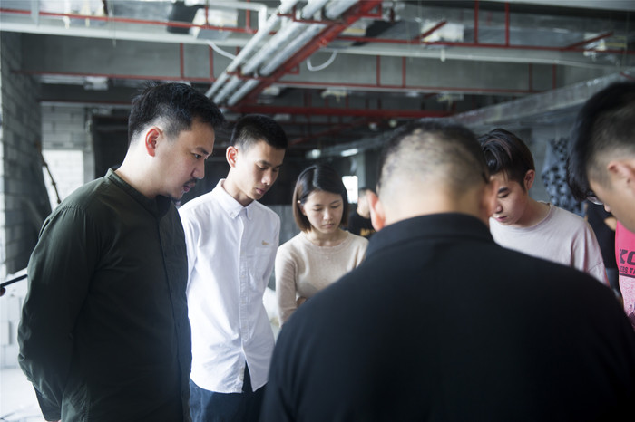 莫川家裝競賽活動現(xiàn)場.jpg 莫川家裝競賽活動現(xiàn)場.jpg