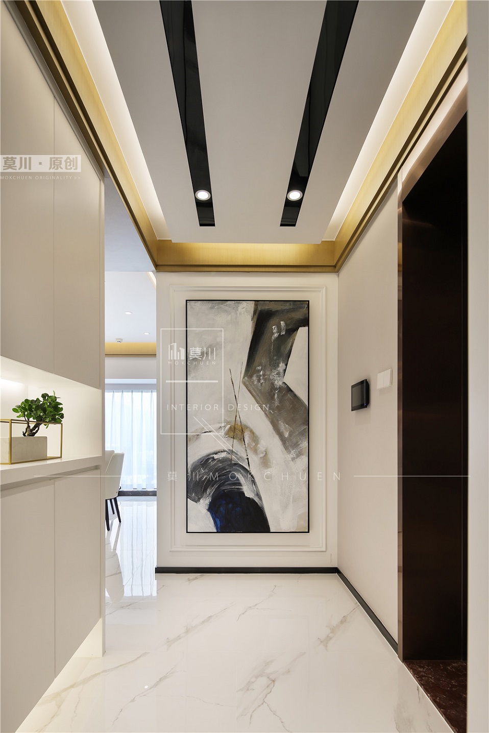 鋪設(shè)瓷磚的裝修圖.jpg 鋪設(shè)瓷磚的裝修圖.jpg